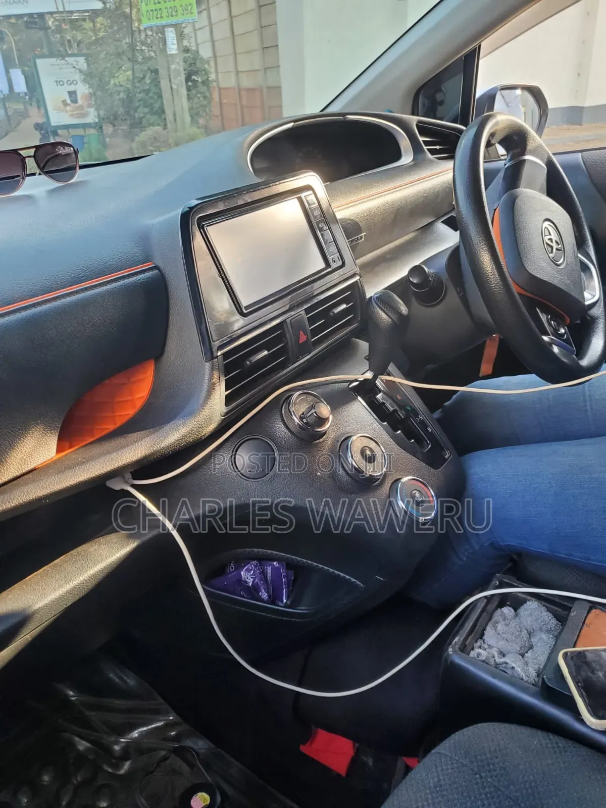 Toyota Sienta 2017 Silver