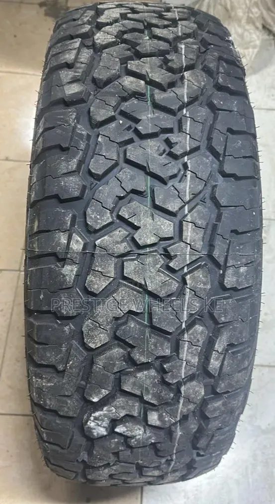 265/65r17 Comforser Cf1100
