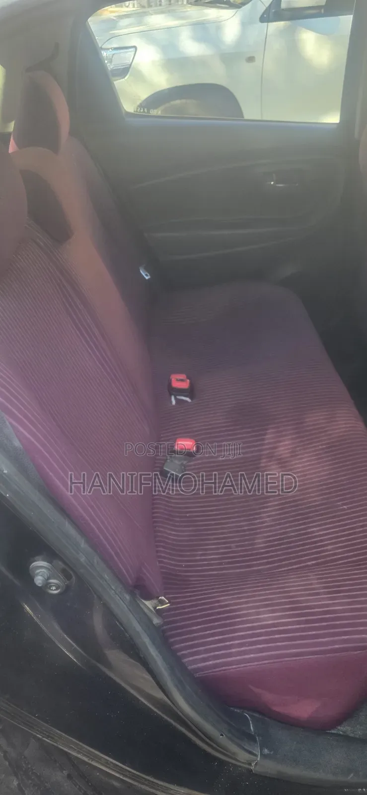 Toyota Vitz 1.3 AWD 5dr 2014 Purple