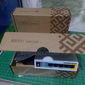 MikroTik RB951Ui-2HnD Wireless Router 5 Port 2.4GHz