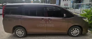 Toyota Noah 2015 Brown