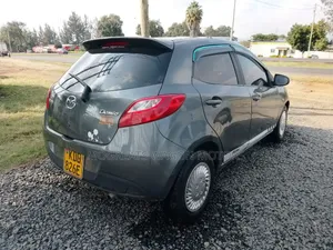 Mazda Demio 2013 Gray