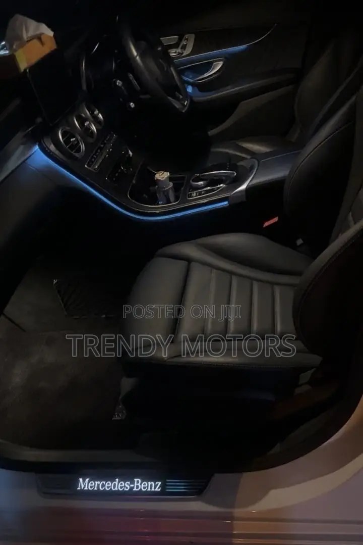 Mercedes-Benz C200 2017 White