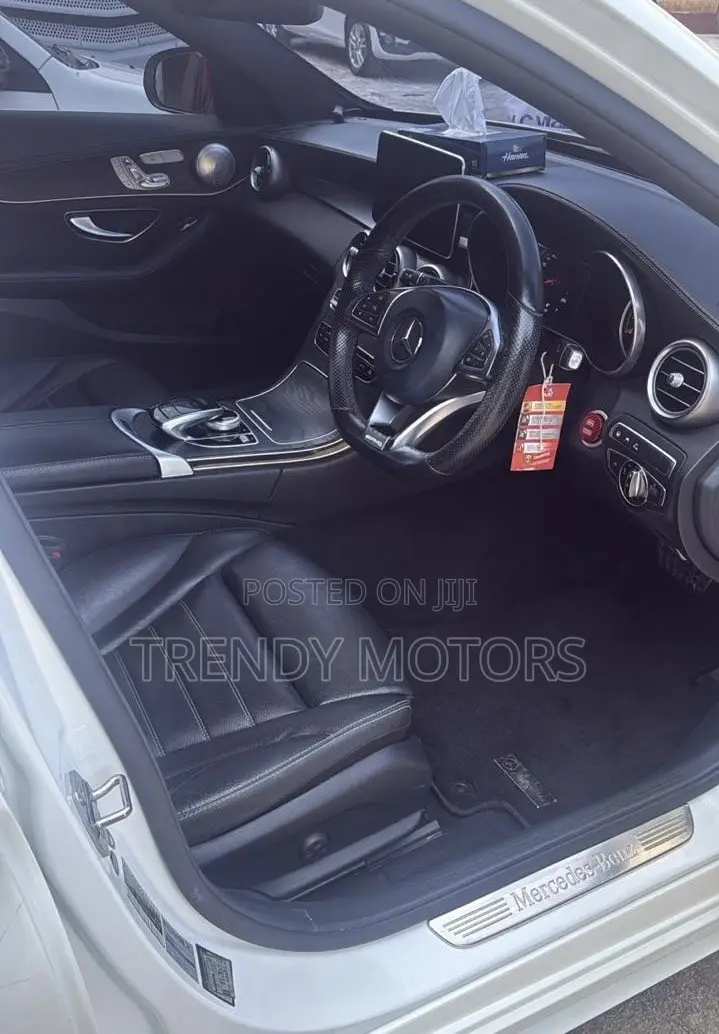 Mercedes-Benz C200 2017 White