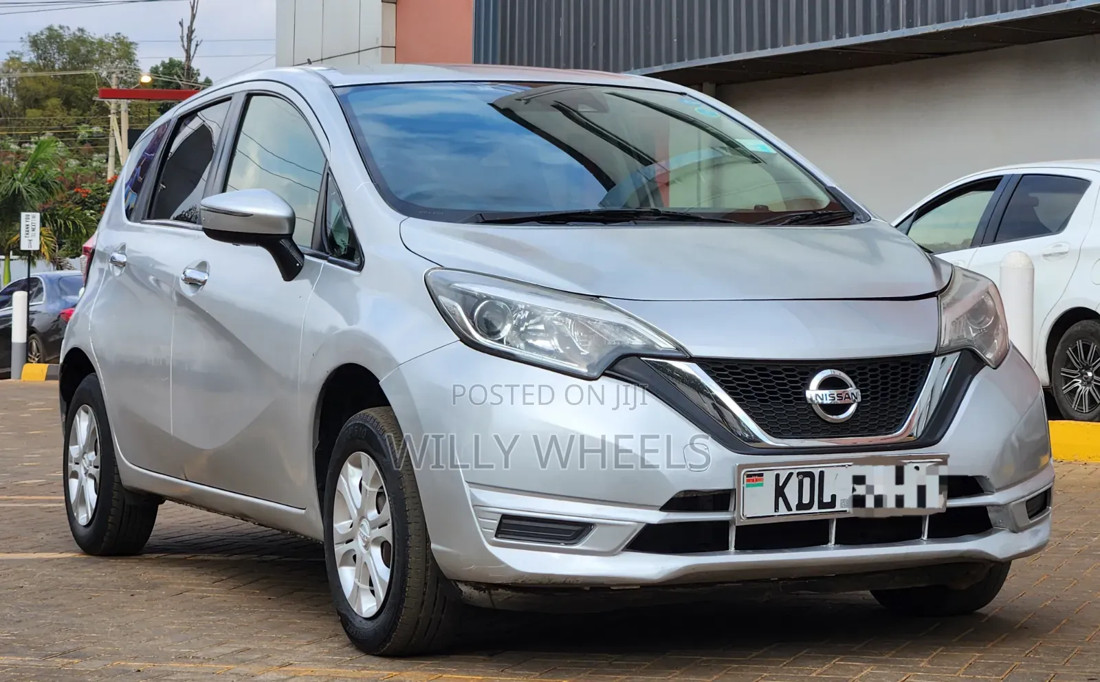 Nissan Note 2018 Silver