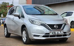 Nissan Note 2018 Silver