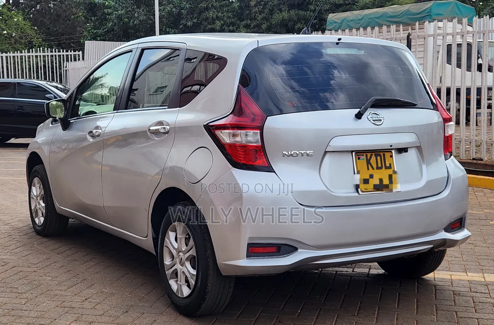 Nissan Note 2018 Silver