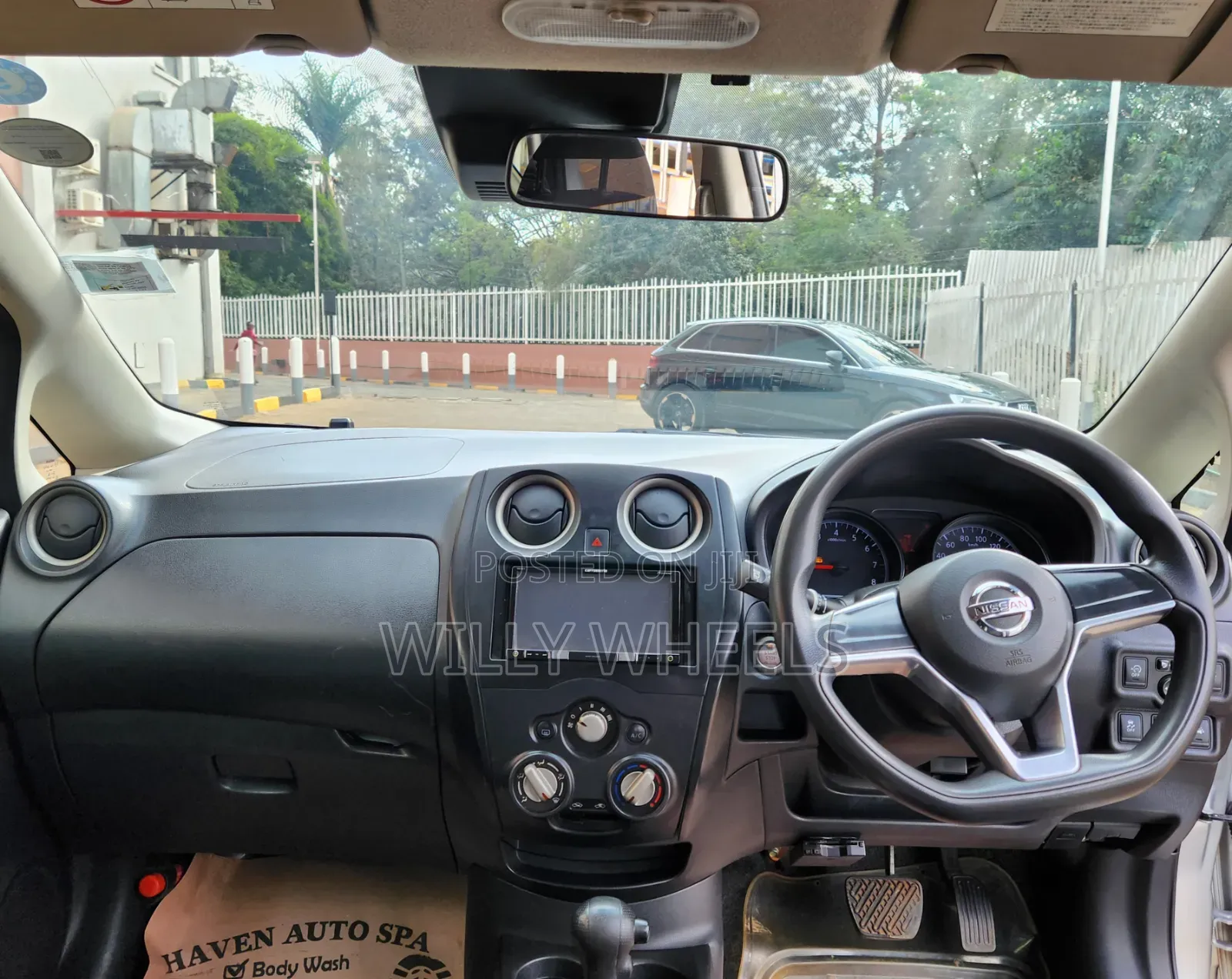 Nissan Note 2018 Silver