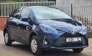Toyota Vitz 1.0 FWD 5dr 2019 Blue