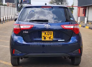 Toyota Vitz 1.0 FWD 5dr 2019 Blue