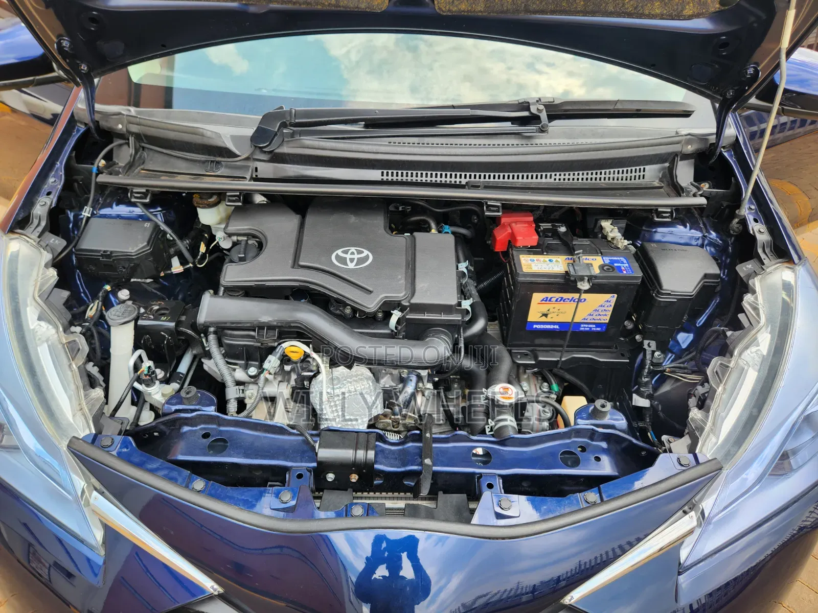 Toyota Vitz 1.0 FWD 5dr 2019 Blue