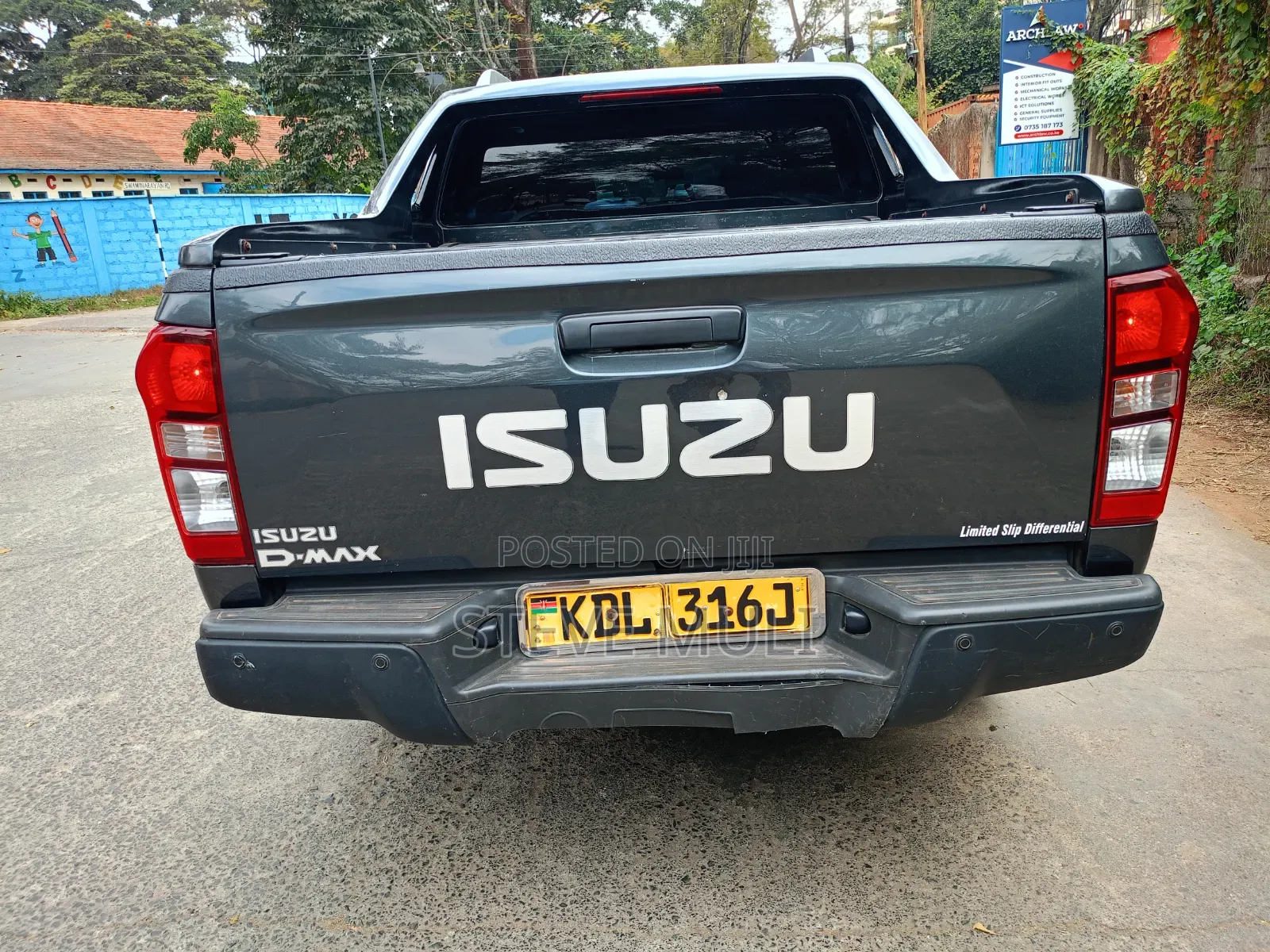 Isuzu D-MAX 2022 Gray