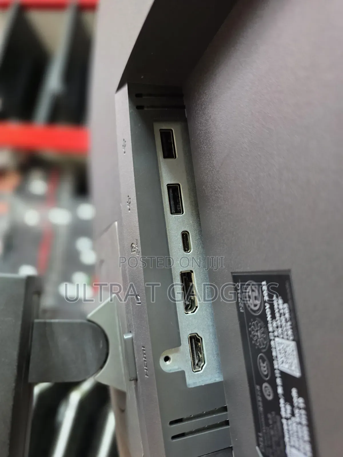 Dell U2718Q 27" IPS Monitor – HDR