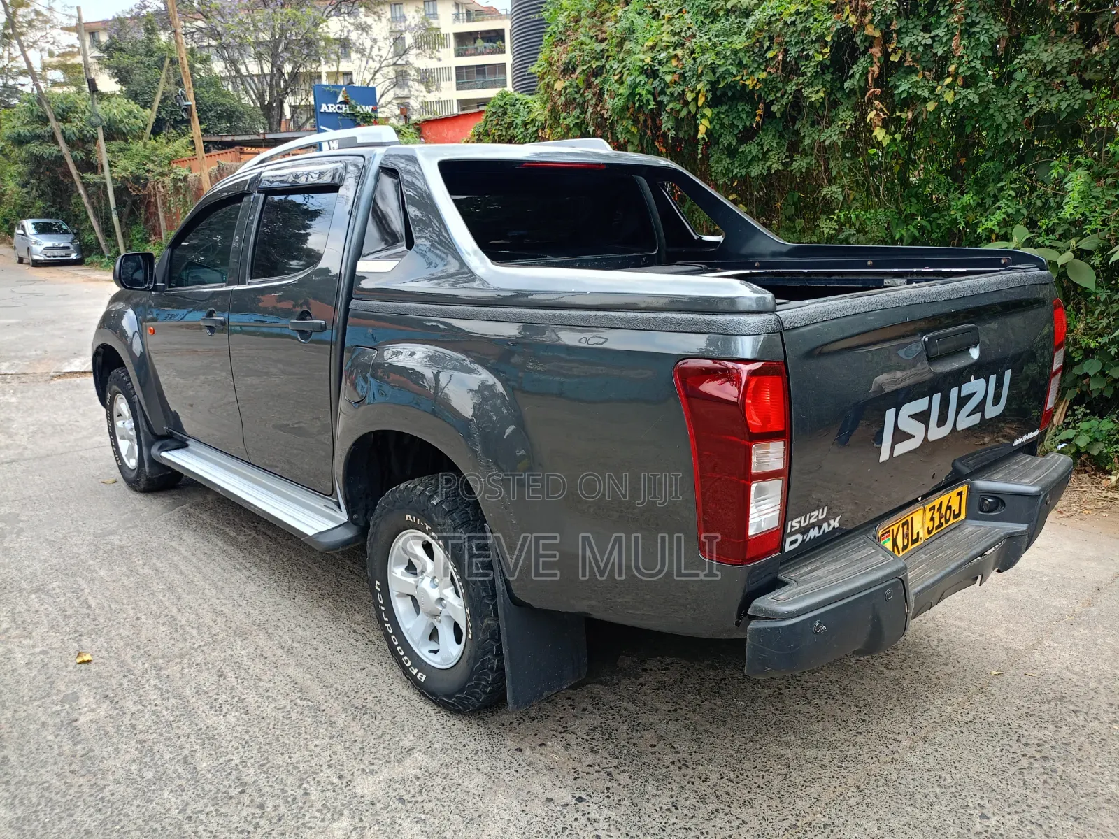 Isuzu D-MAX 2022 Gray