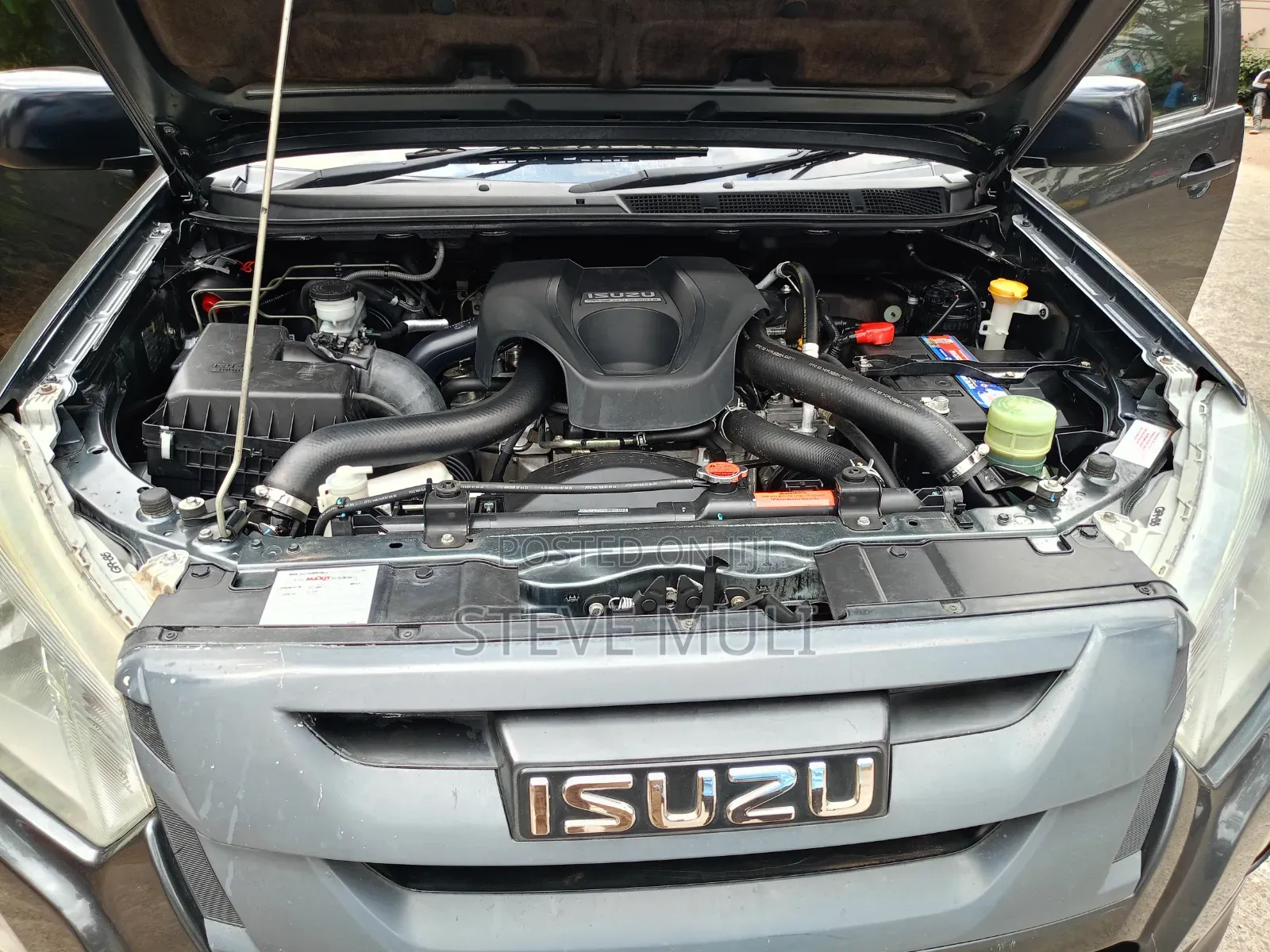 Isuzu D-MAX 2022 Gray