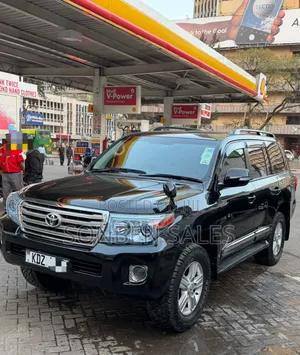 Toyota Land Cruiser 4.6 V8 ZX 2013 Black