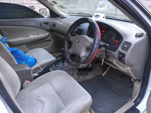Nissan FB15 2004 White