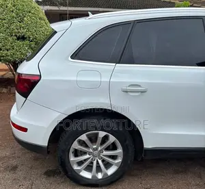 Audi Q5 2.0T Premium quattro 4dr SUV AWD (2.0L 4cyl Turbo 8A) 2014