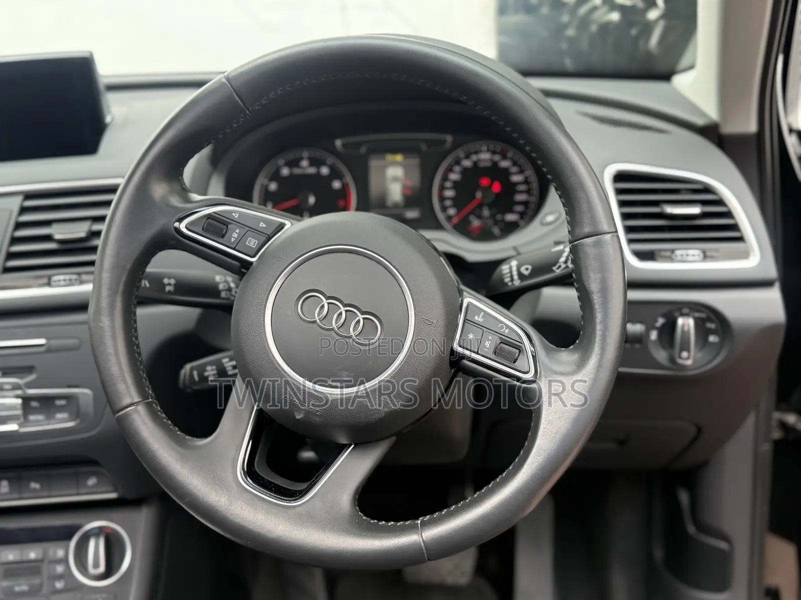 Audi Q3 2019 Black