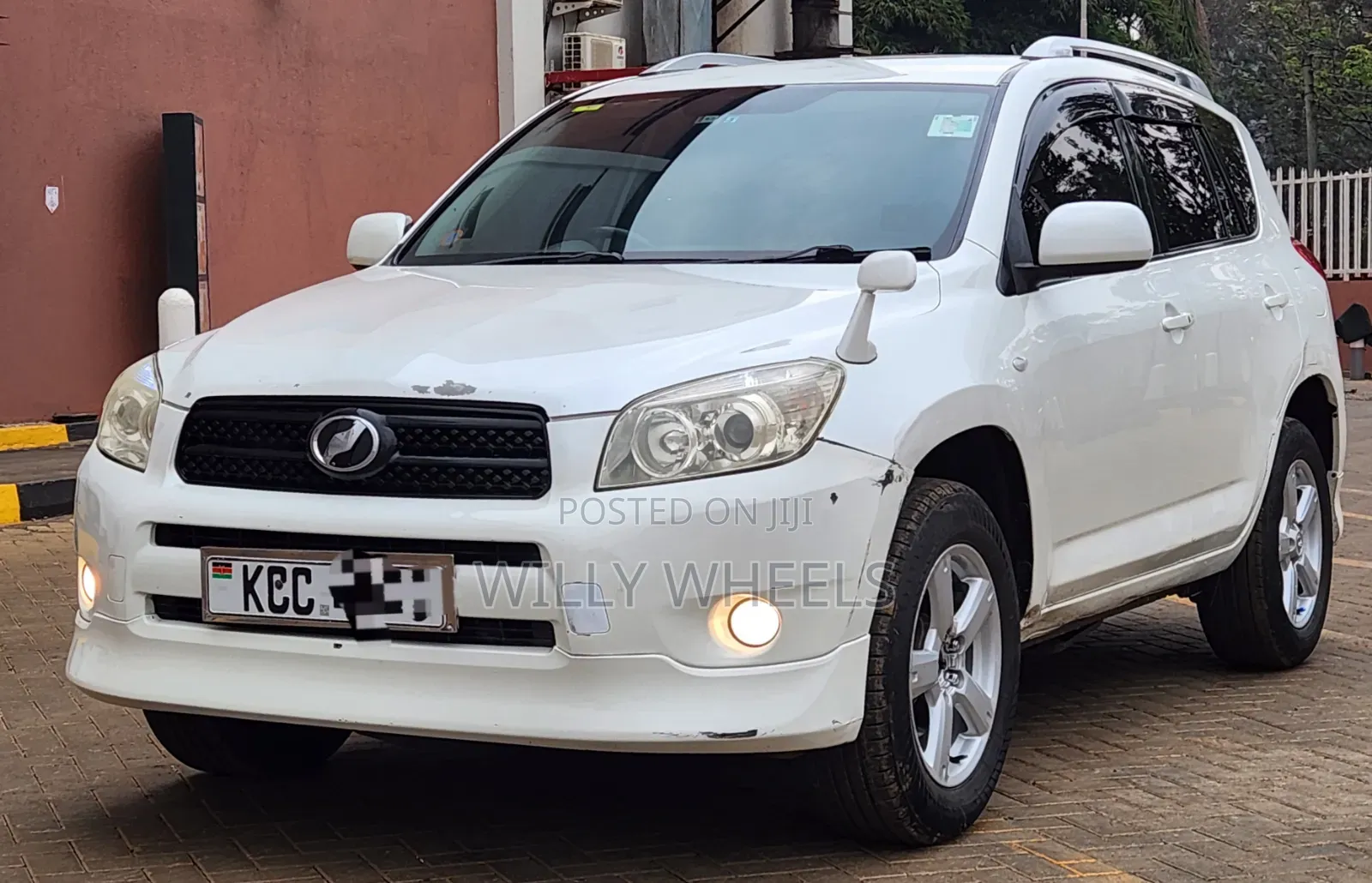 Toyota RAV4 2008 White
