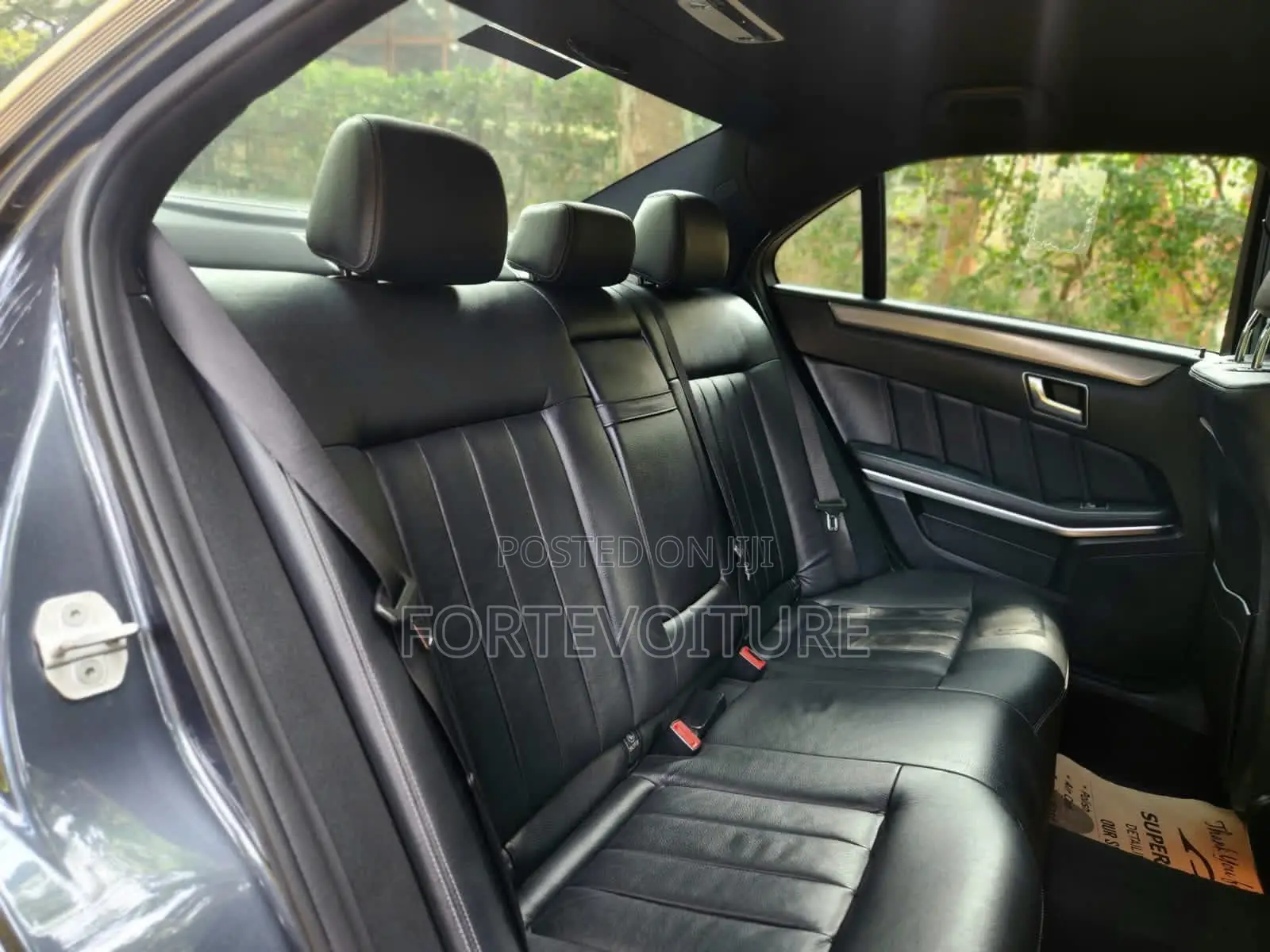 Mercedes-Benz E220 2015 Blue
