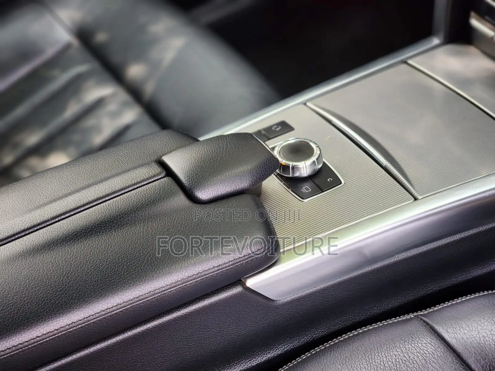 Mercedes-Benz E220 2015 Blue