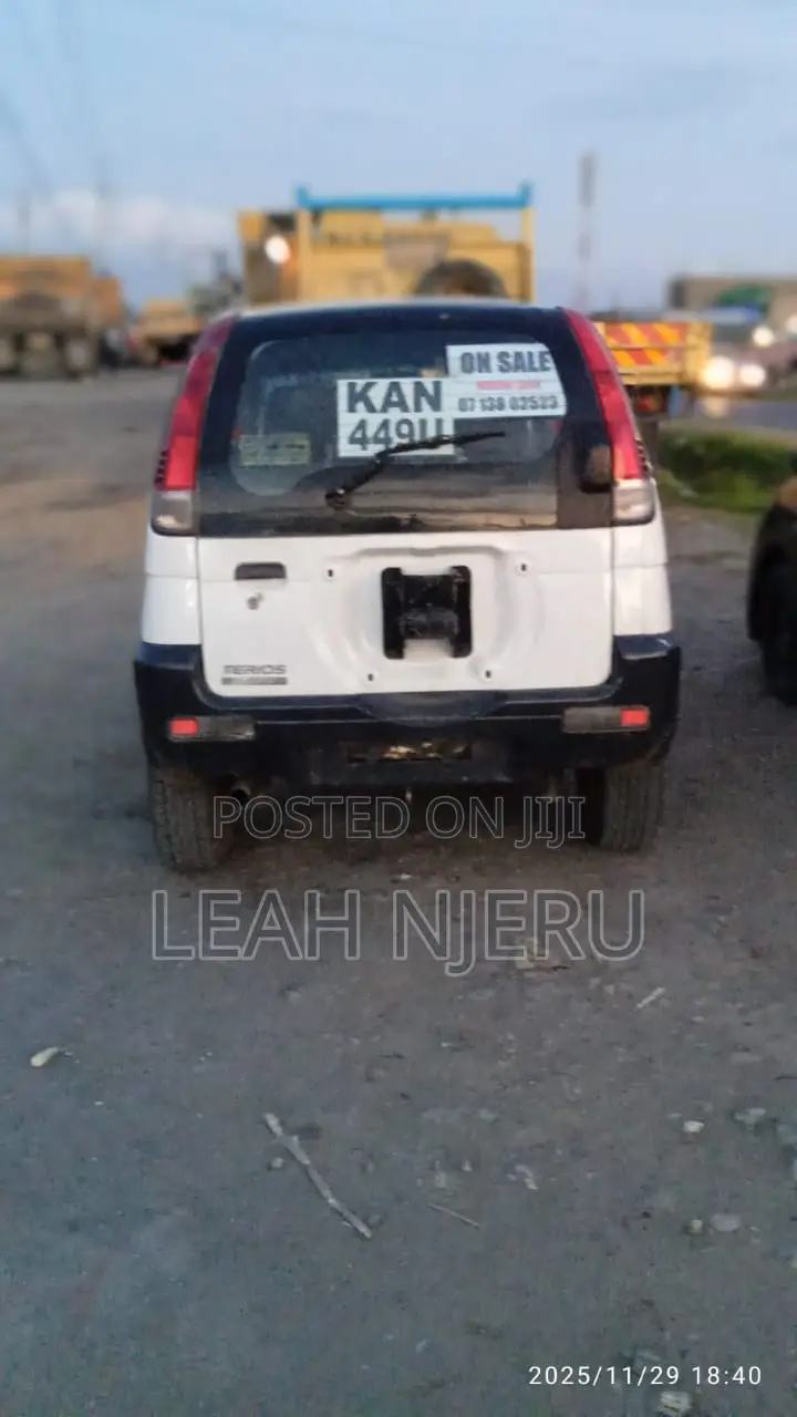 Daihatsu Terios Automatic 2003 White