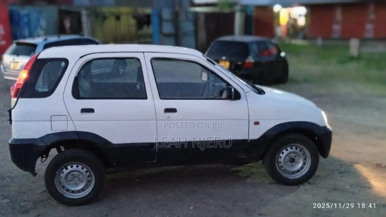 Daihatsu Terios Automatic 2003 White