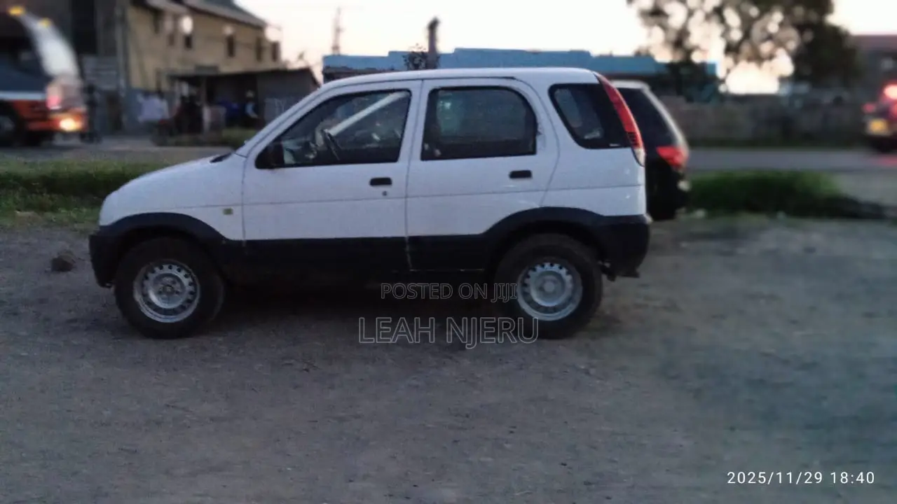 Daihatsu Terios Automatic 2003 White