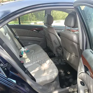 Mercedes-Benz C200 2014 Blue