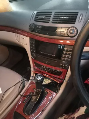 Mercedes-Benz C200 2014 Blue