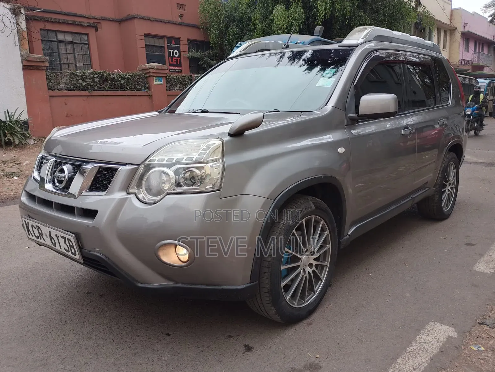 Nissan X-Trail 2012 Gray