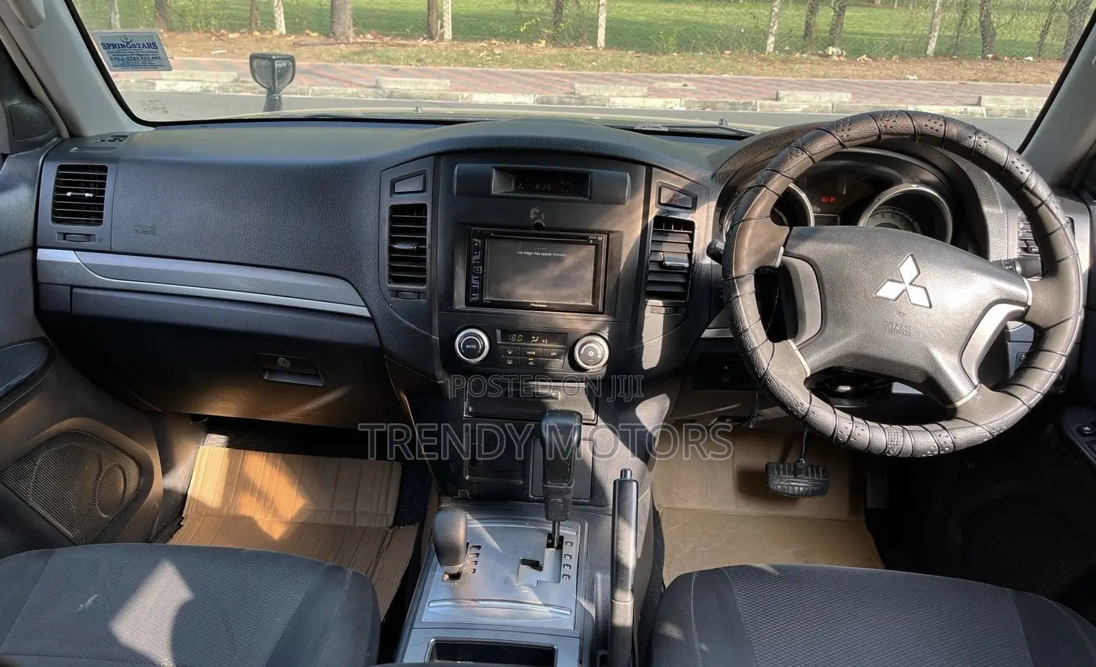 Mitsubishi Pajero 2009 Black