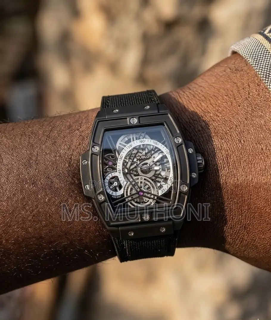 black Case, Skeletonized Dial a Hublot Spirit of Big Bang Tourbillon