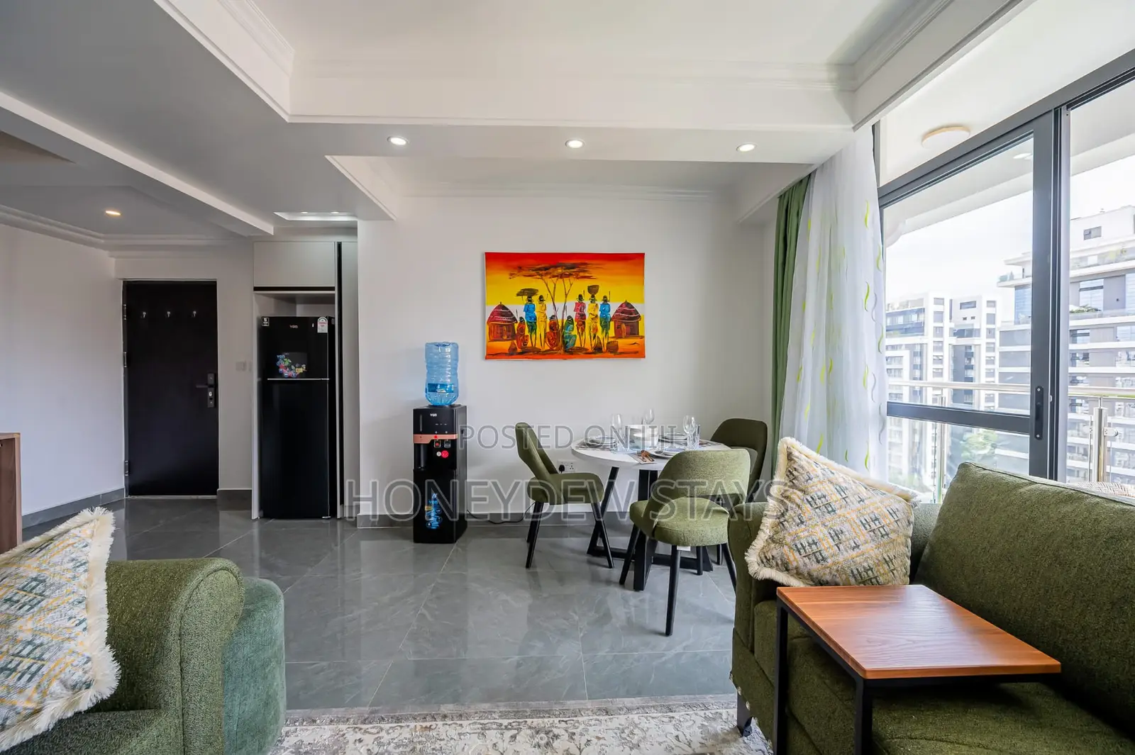 Swanky 2BR Airbnb at Winchester, Riverside