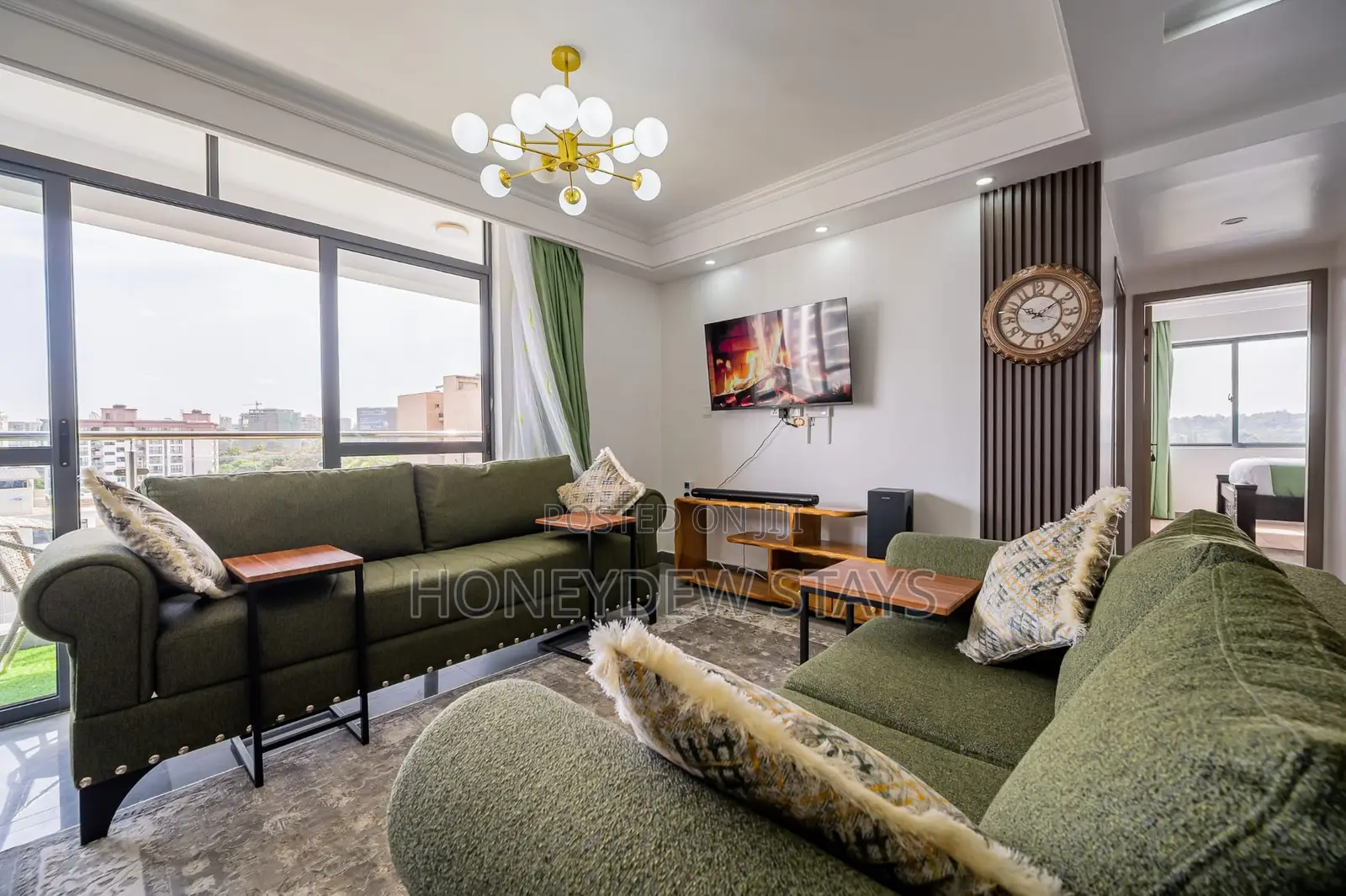 Swanky 2BR Airbnb at Winchester, Riverside