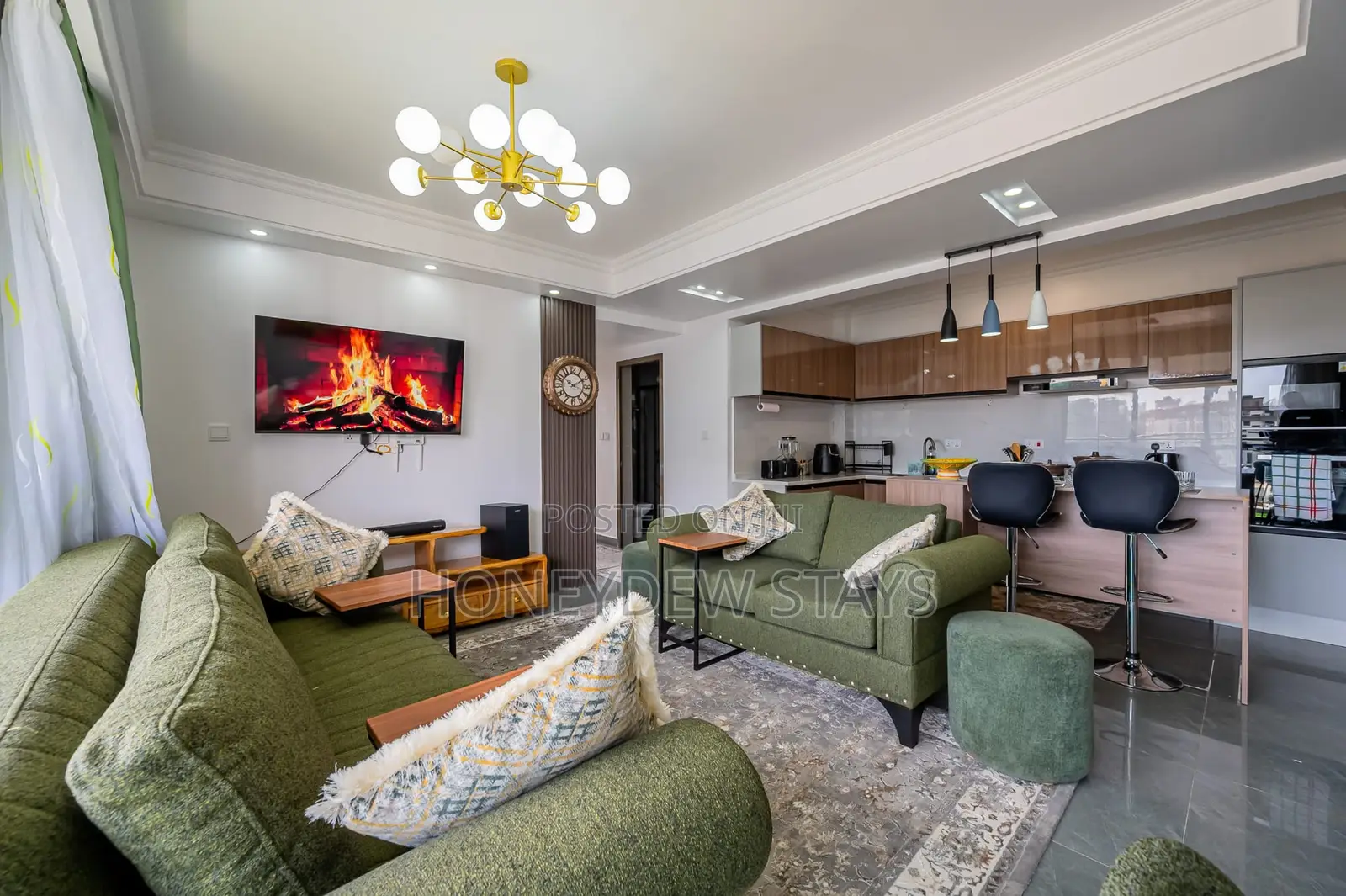 Swanky 2BR Airbnb at Winchester, Riverside