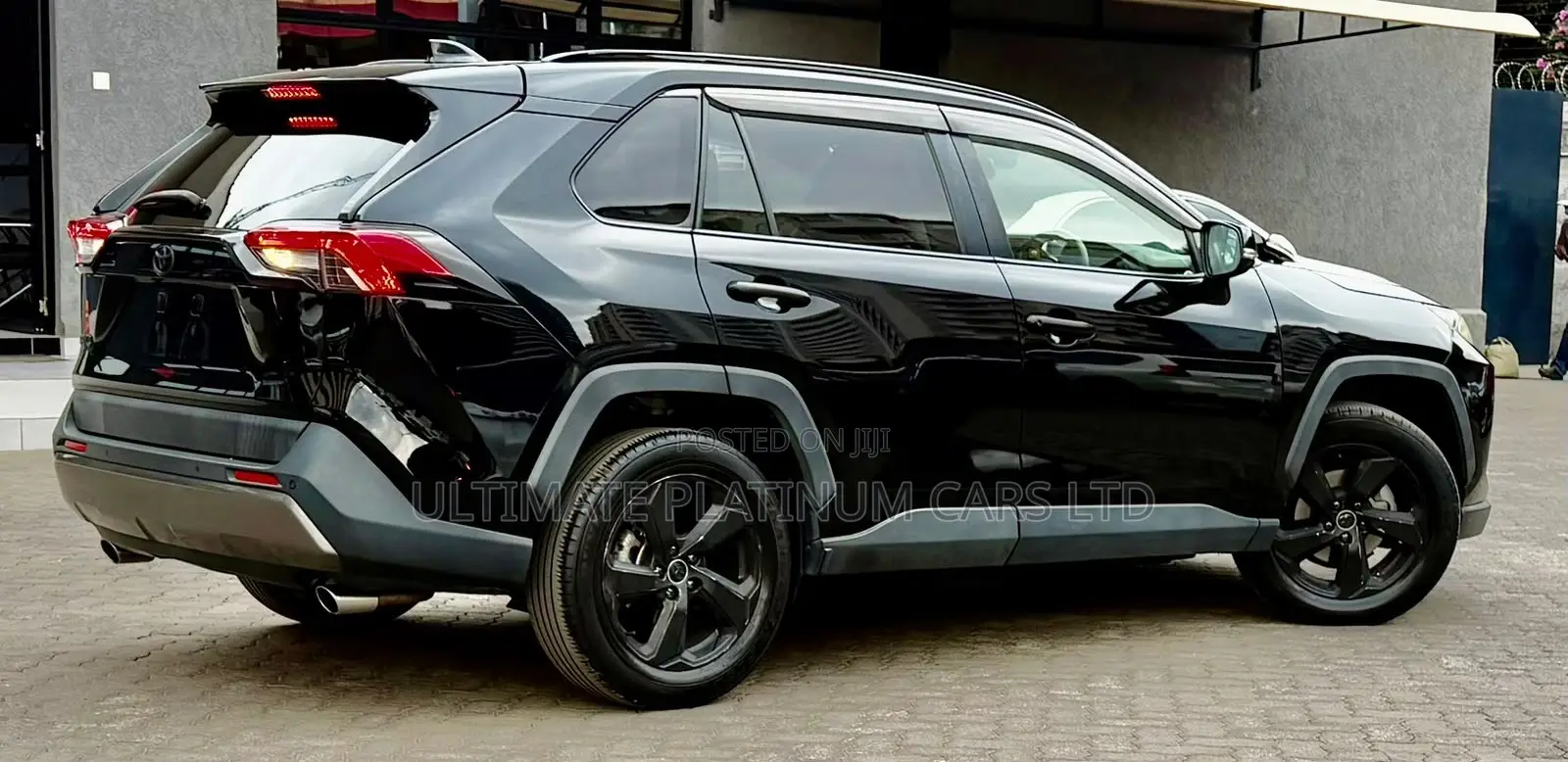 Toyota RAV4 XLE Premium AWD 2019 Black