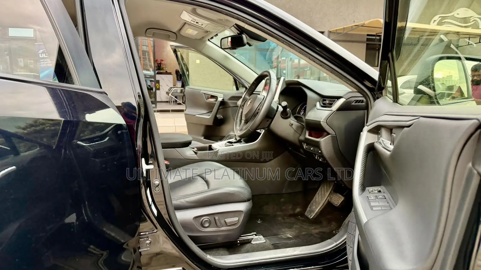 Toyota RAV4 XLE Premium AWD 2019 Black
