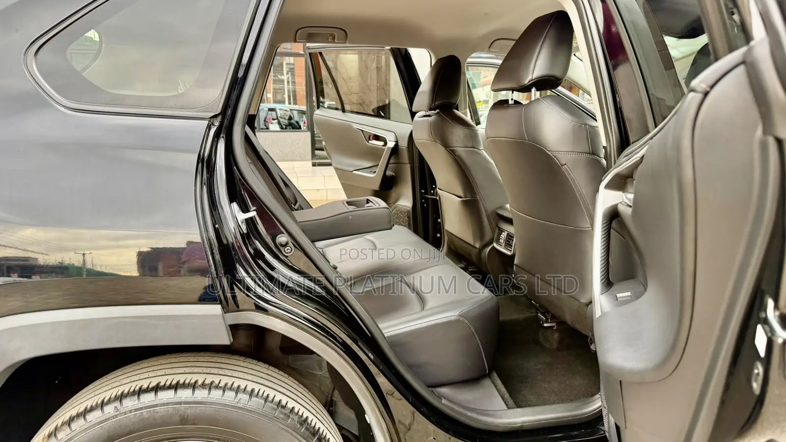 Toyota RAV4 XLE Premium AWD 2019 Black