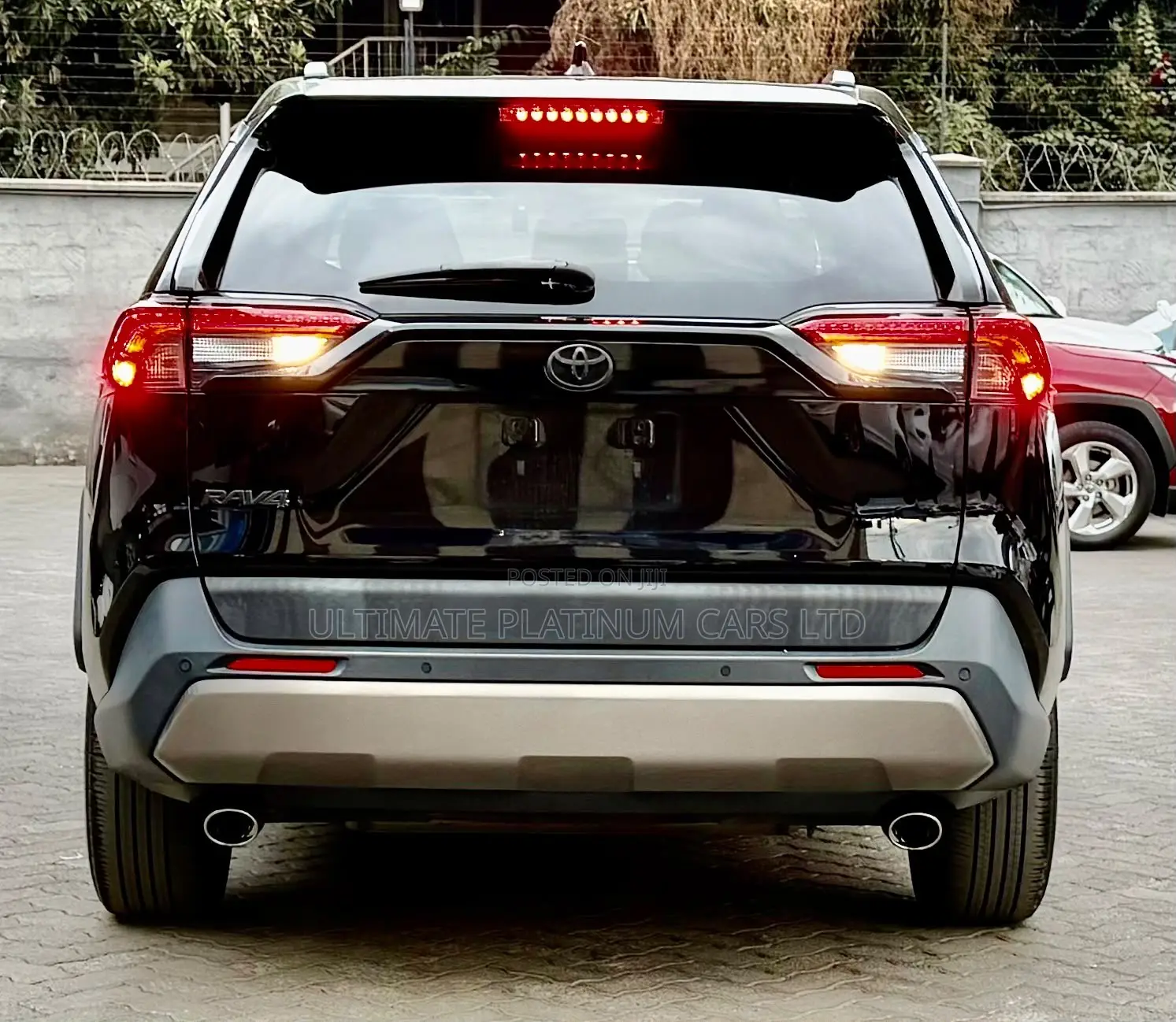 Toyota RAV4 XLE Premium AWD 2019 Black