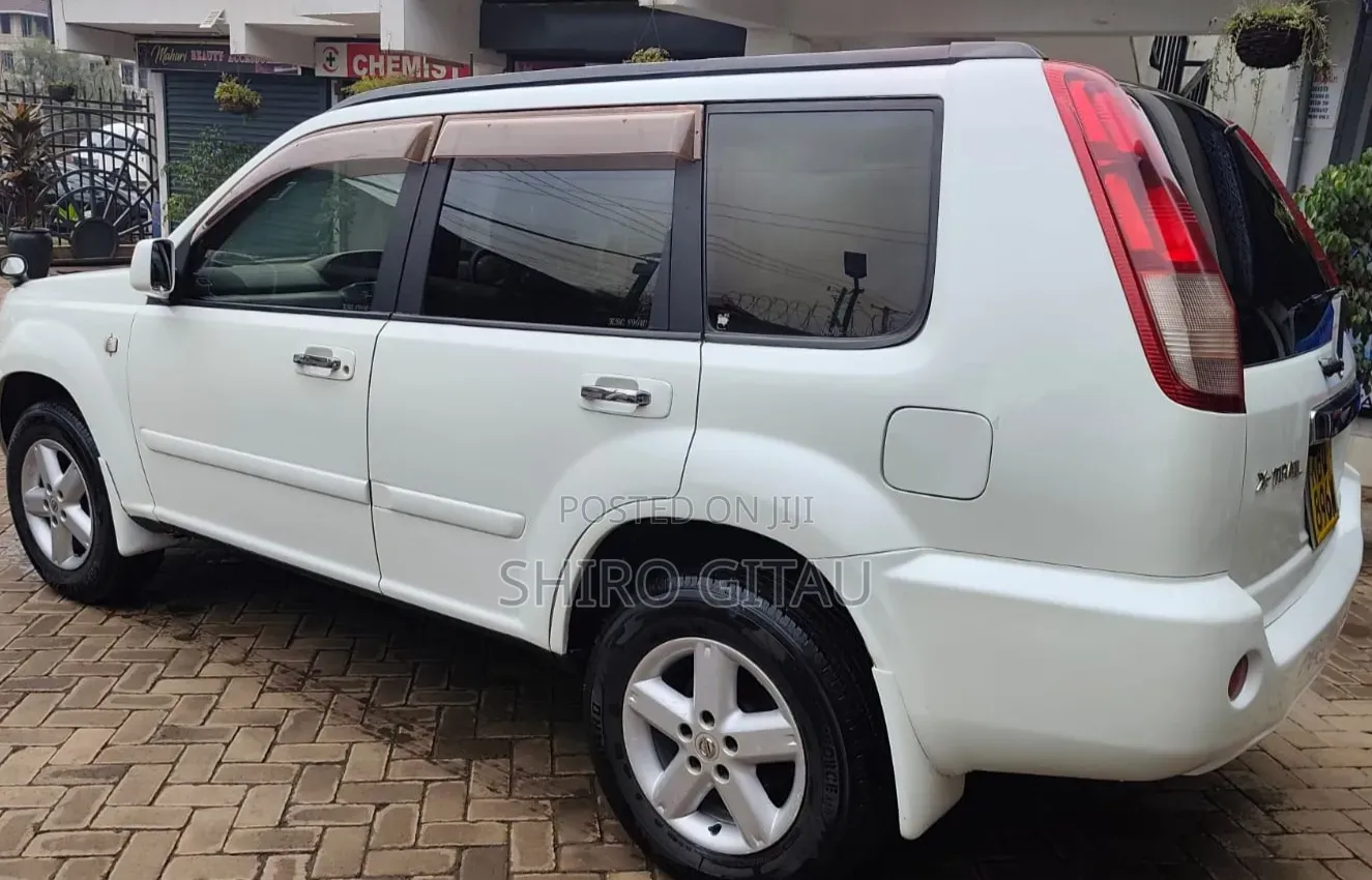 Nissan X-Trail 2006 White
