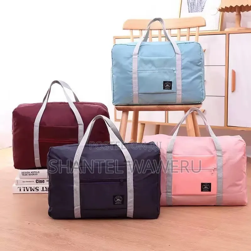 Wholesale at 600 Small Traveling Bag