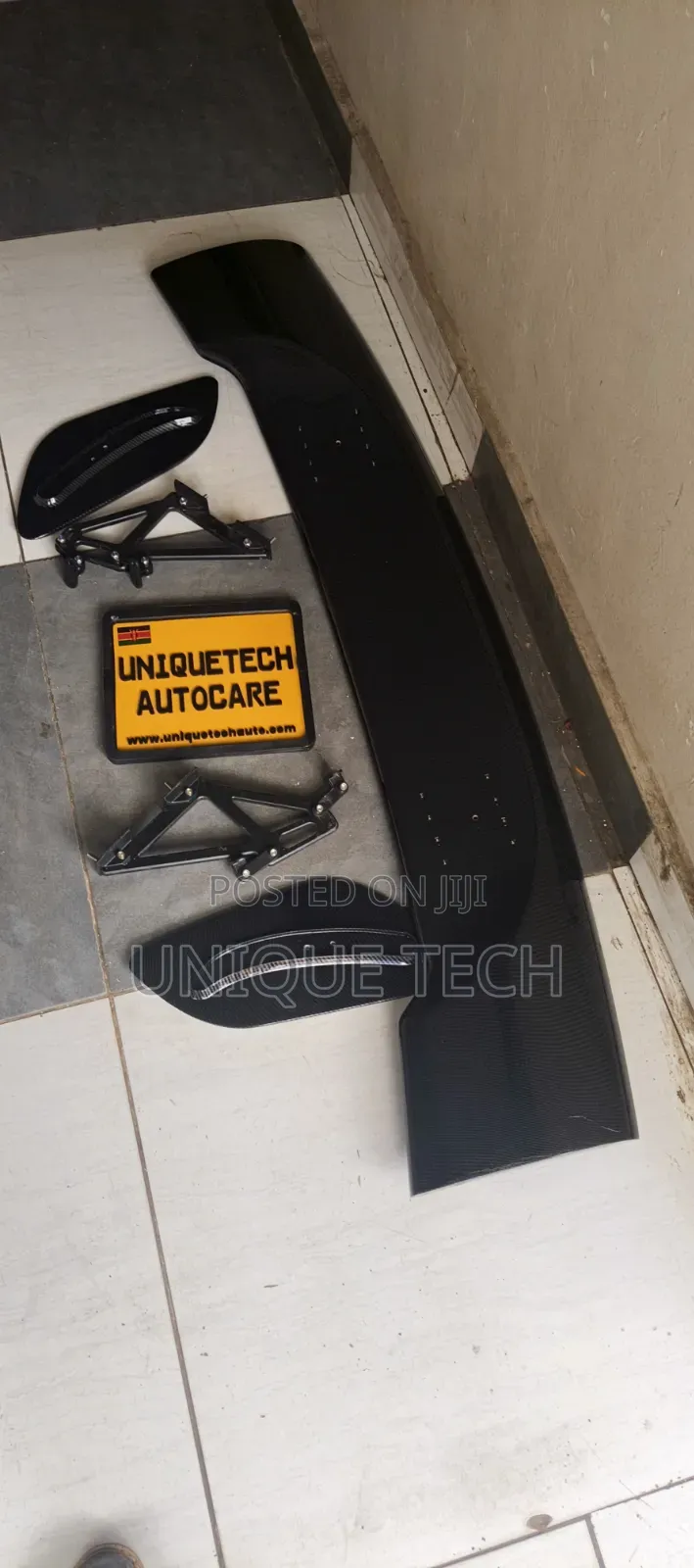Universal Saloon Car Sport Rear Wing Spoiler