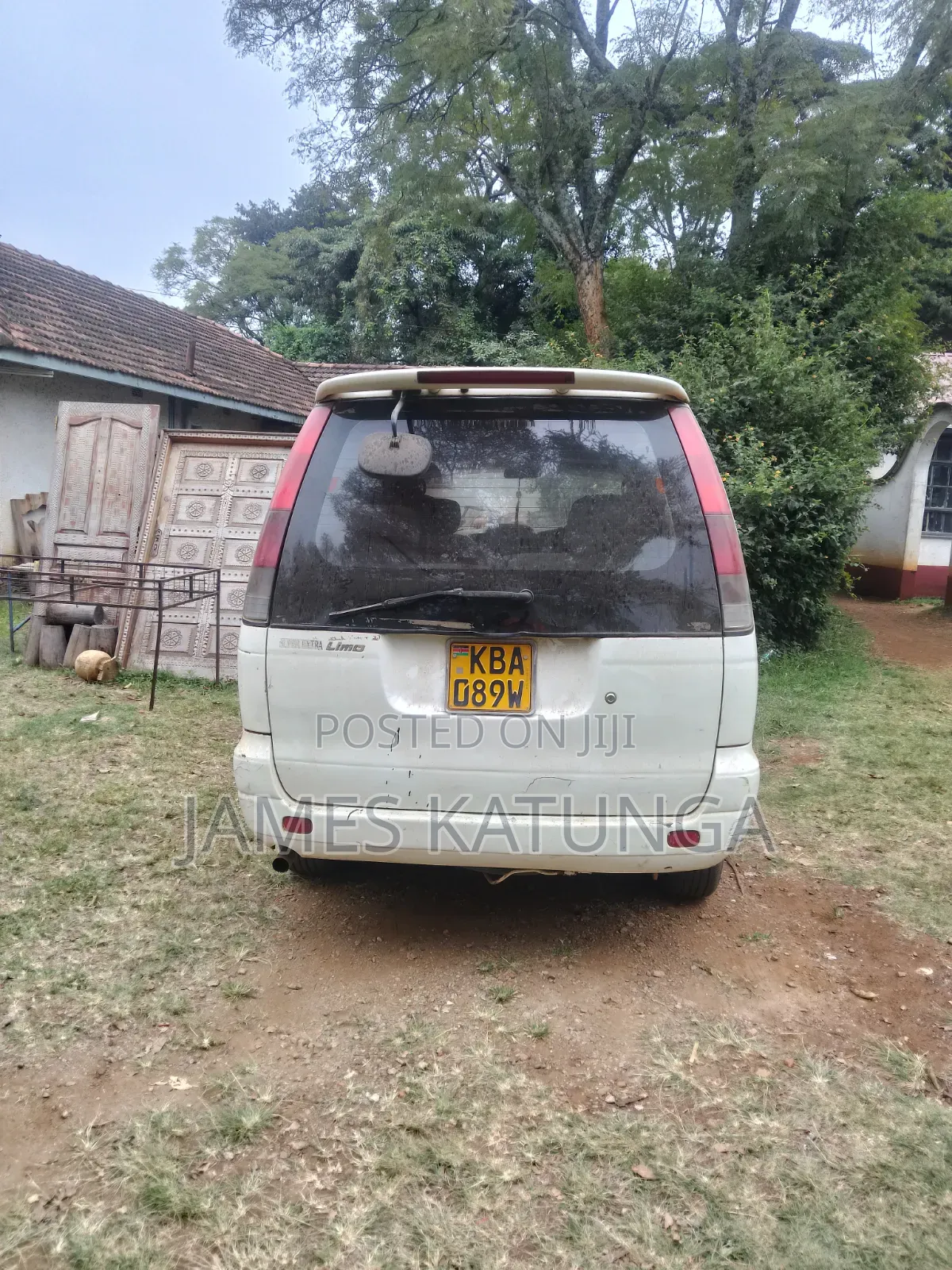 Toyota Noah 2005 White