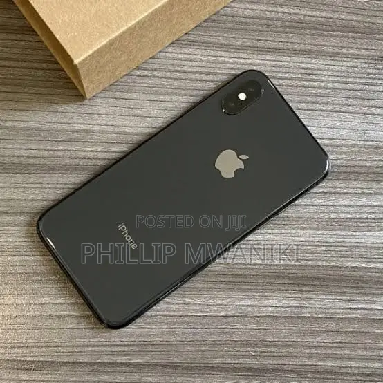 Apple iPhone X 64 GB Black