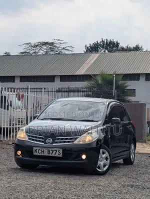 Nissan Tiida 2009 Black