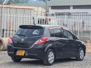 Nissan Tiida 2009 Black