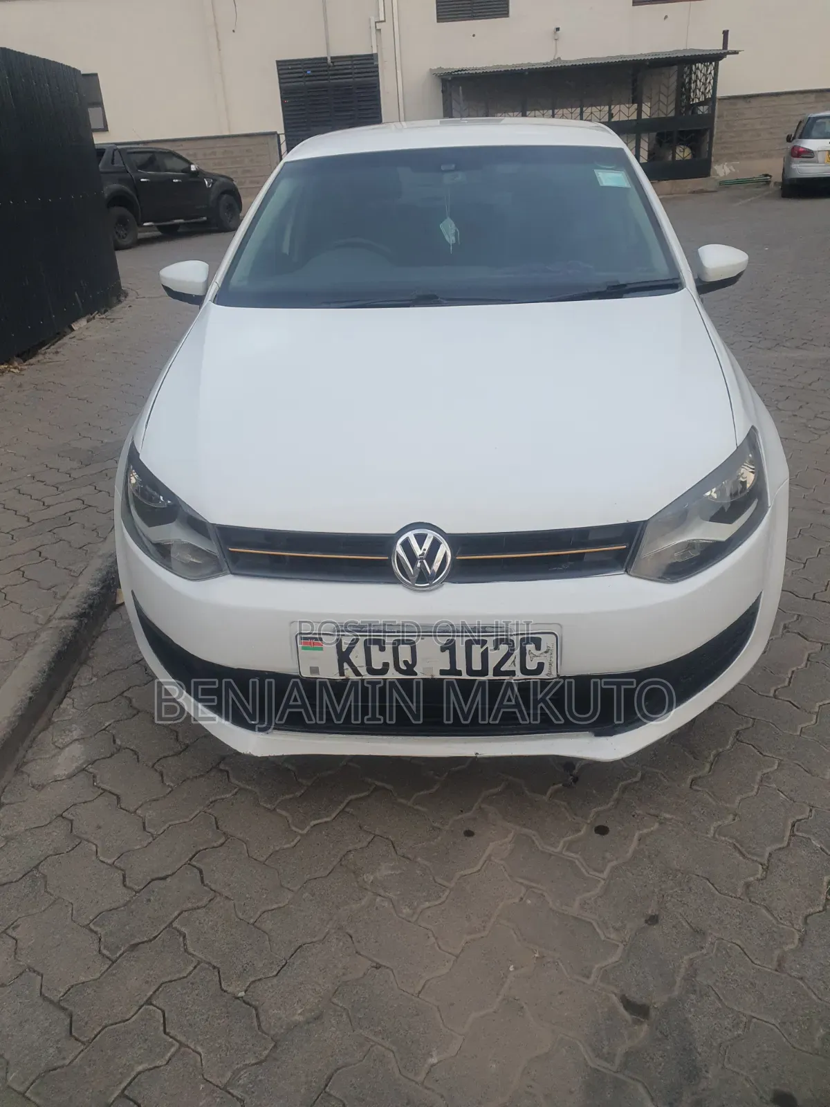 Volkswagen Polo 2011 White