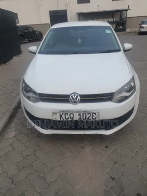 Volkswagen Polo 2011 White